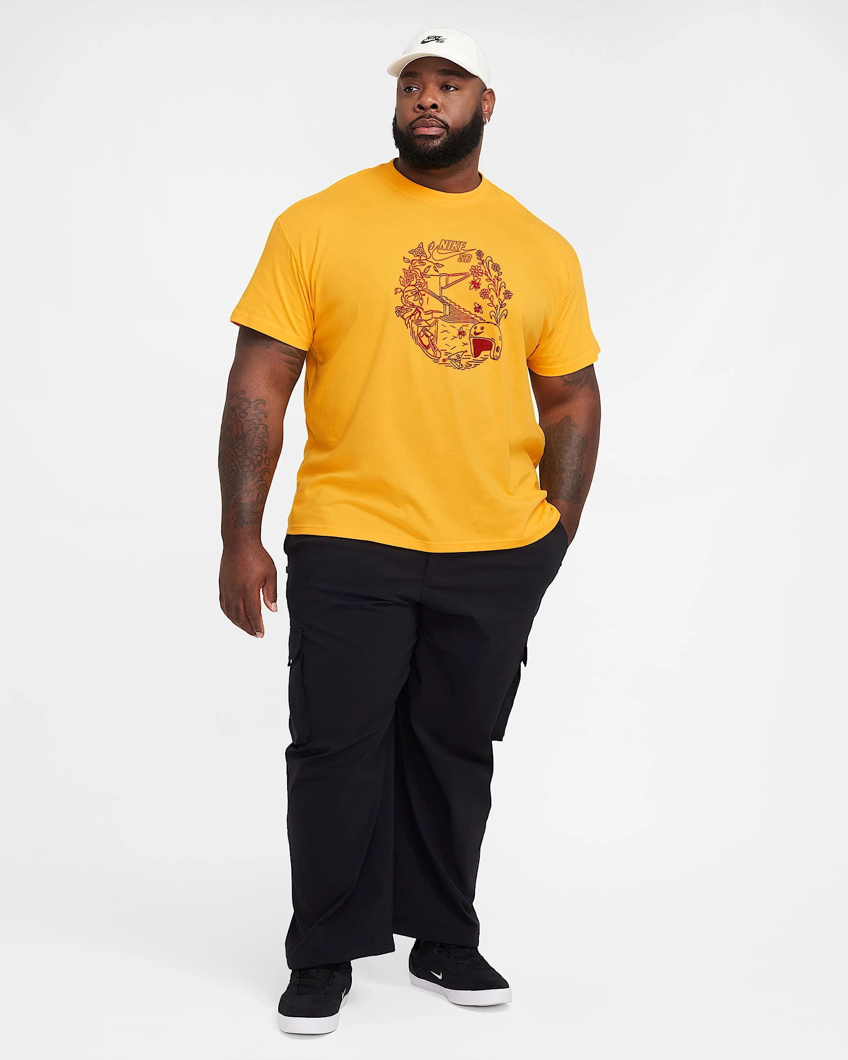 Nike SB T-shirt: Sfreccia con stile, l'essenza dello skateboarding in un'iconica maglietta.